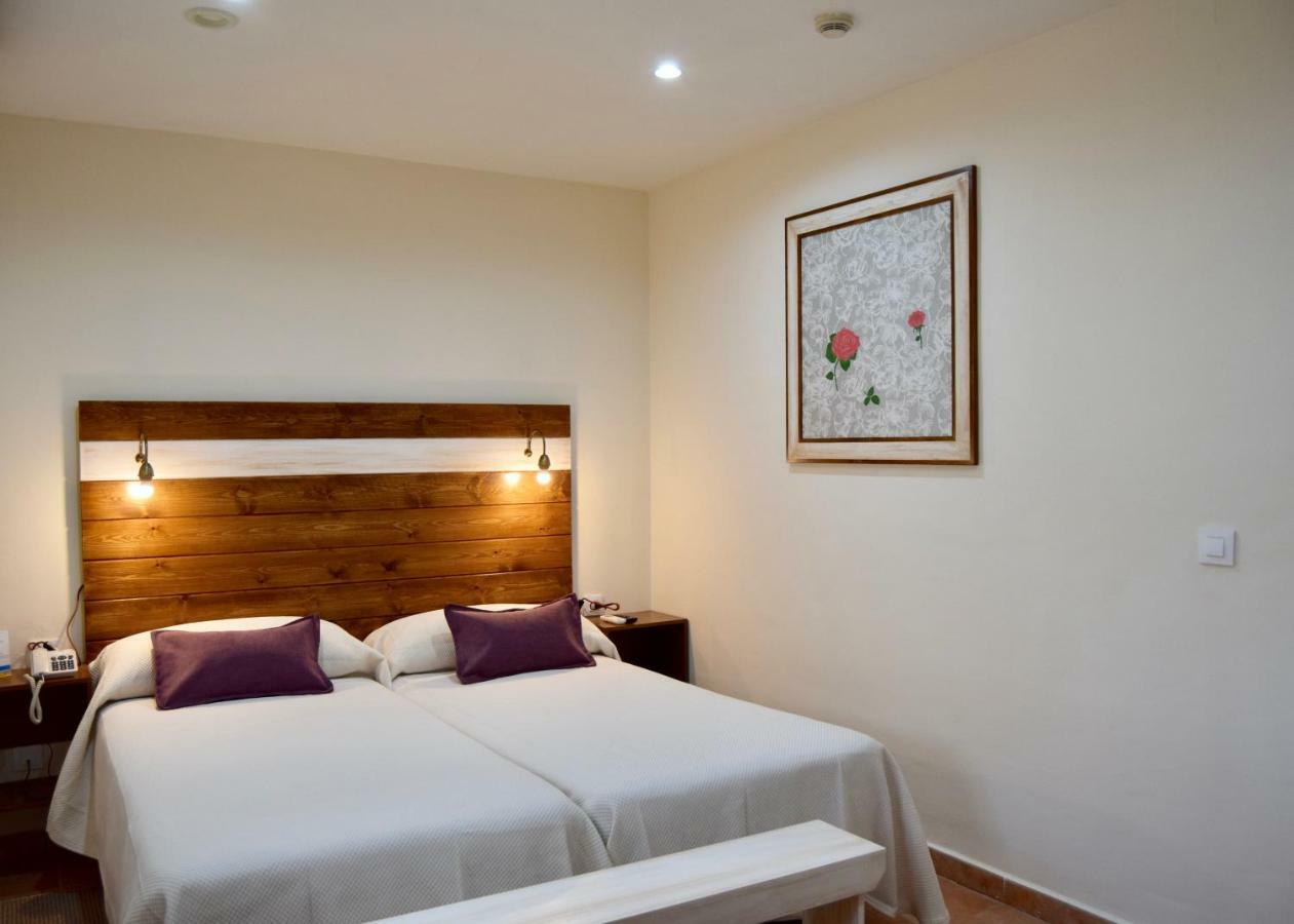 Puerta De Algadir Hotel *